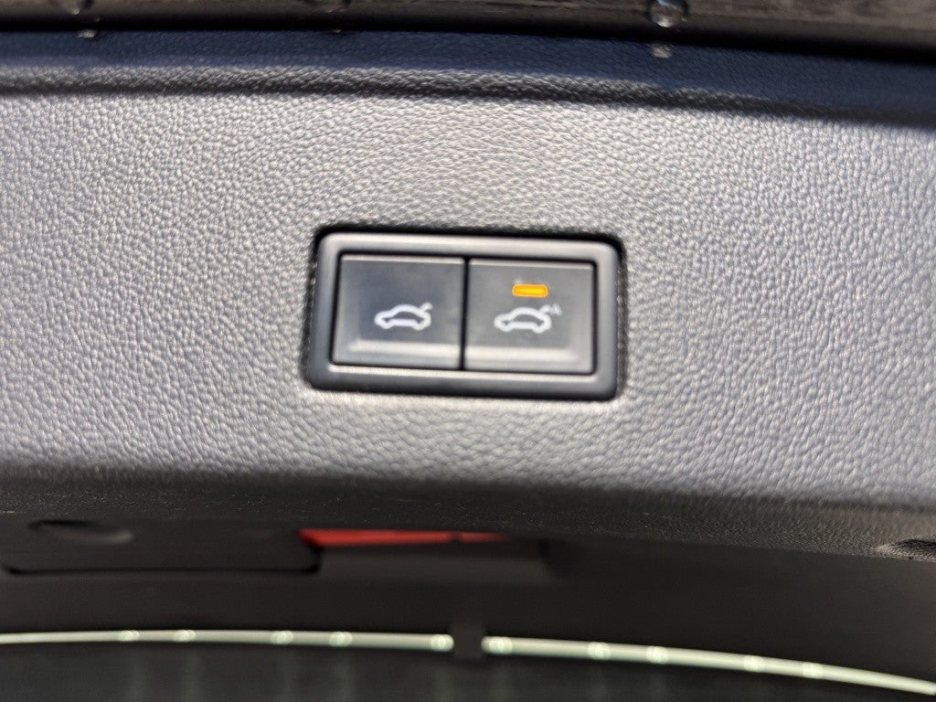 Volkswagen Touareg 3.0TDI V6 Premium Tiptronic Elegance 4M 170kW