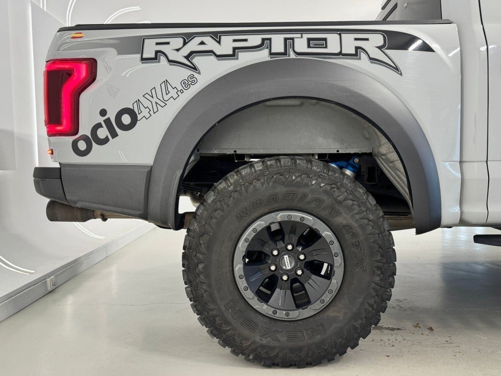 Ford F-150 Raptor