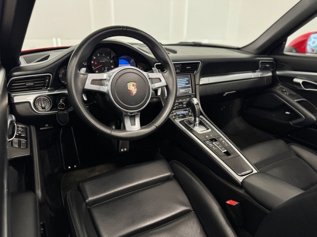 Porsche 911 Carrera Cabriolet PDK