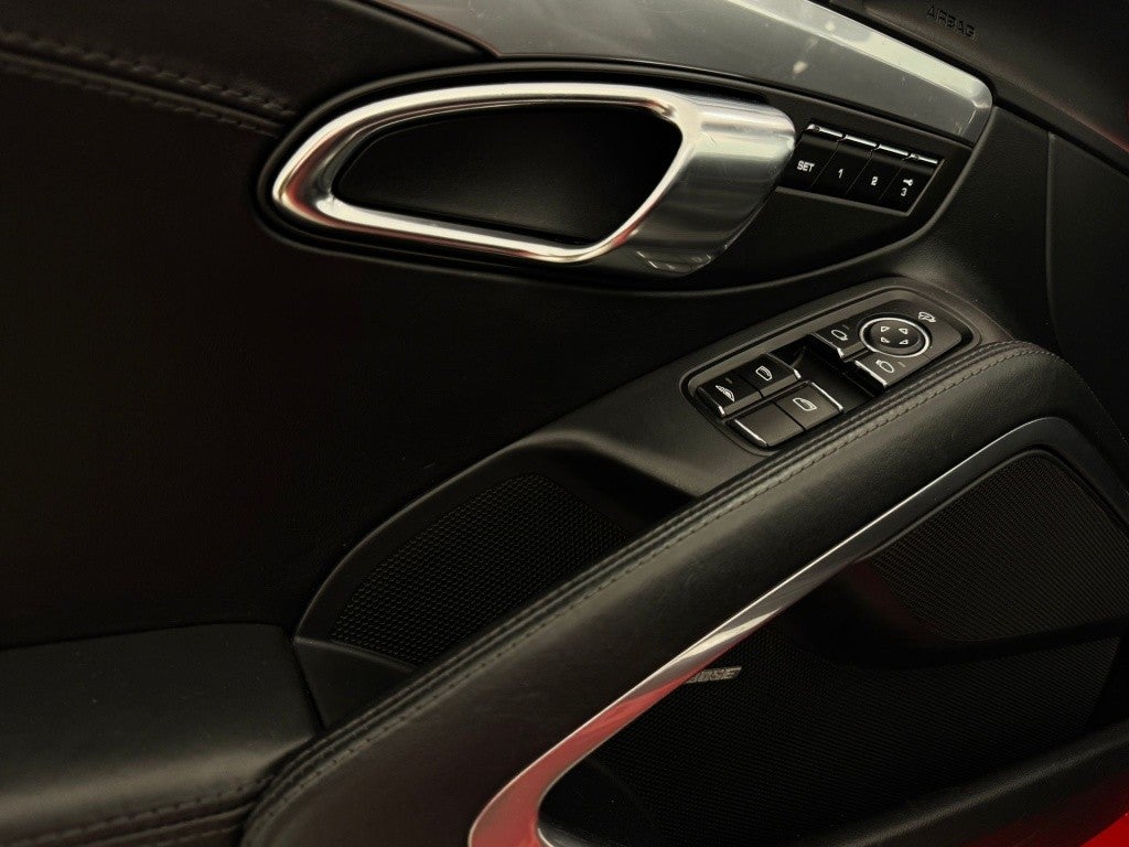 Porsche 911 Carrera Cabriolet PDK