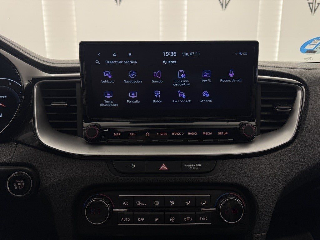 Kia Ceed Tourer 1.6 MHEV iMT GT Line 136