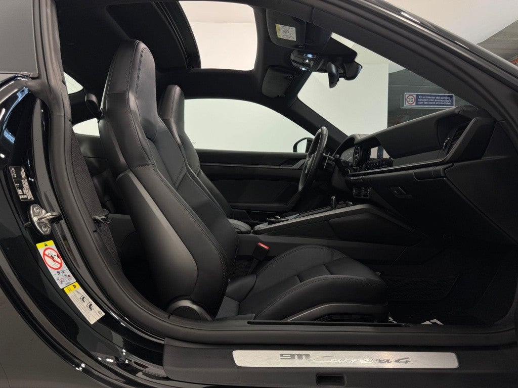 Porsche 911 Carrera 4 Coupé PDK