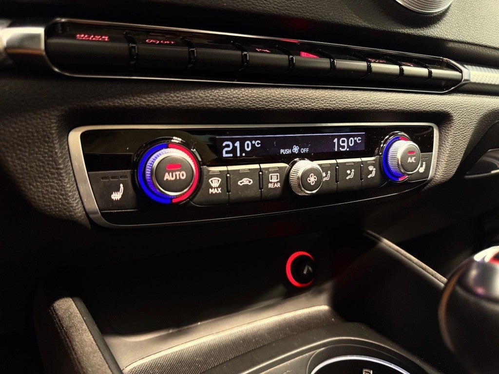 Audi A3 RS3 Sportback 2.5 TFSI quattro S-Tronic