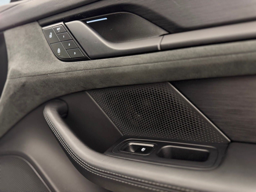 Porsche Taycan GTS Sport Turismo