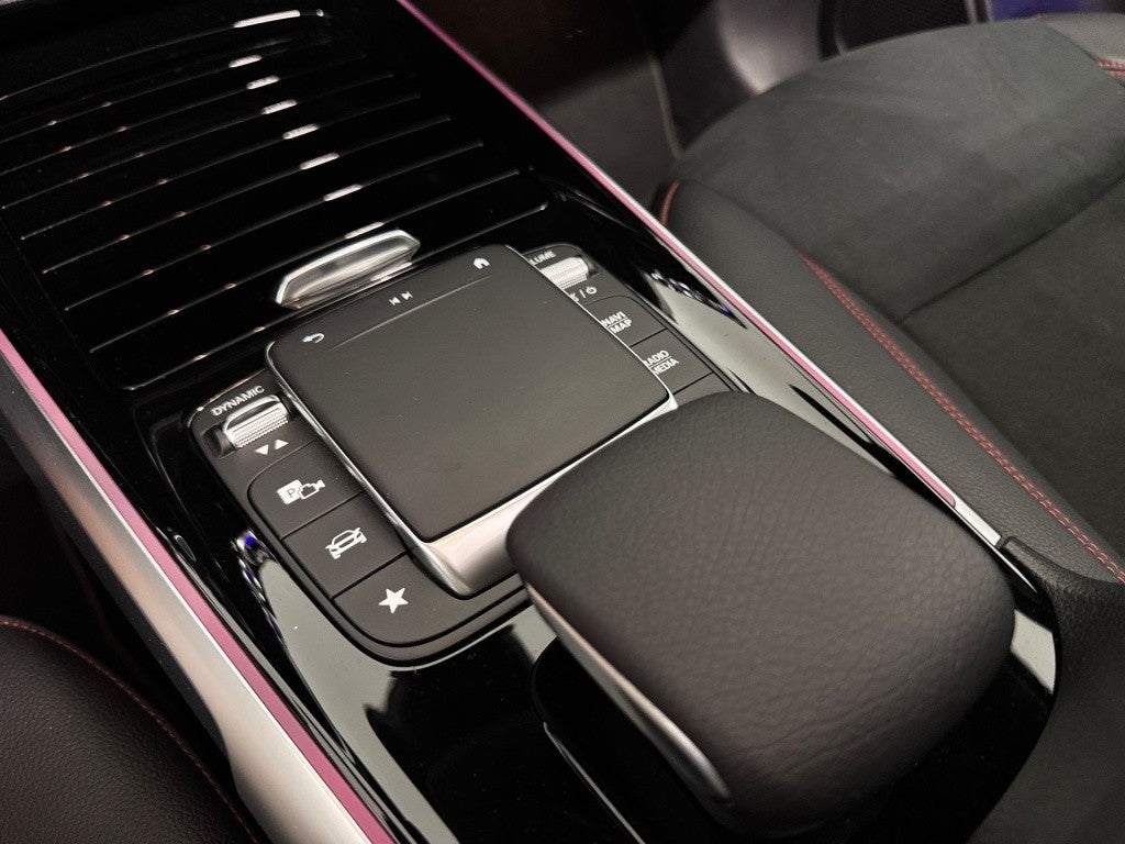 Mercedes-Benz Clase GLB 200d 4Matic 8G-DCT