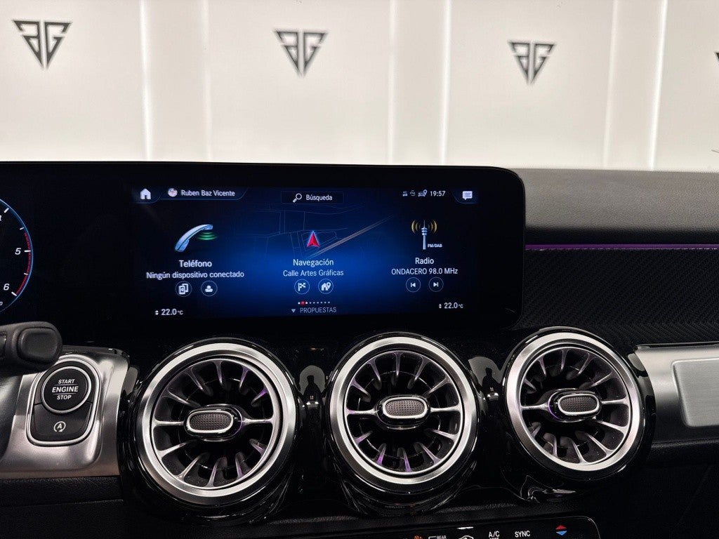 Mercedes-Benz Clase GLB 200d 4Matic 8G-DCT