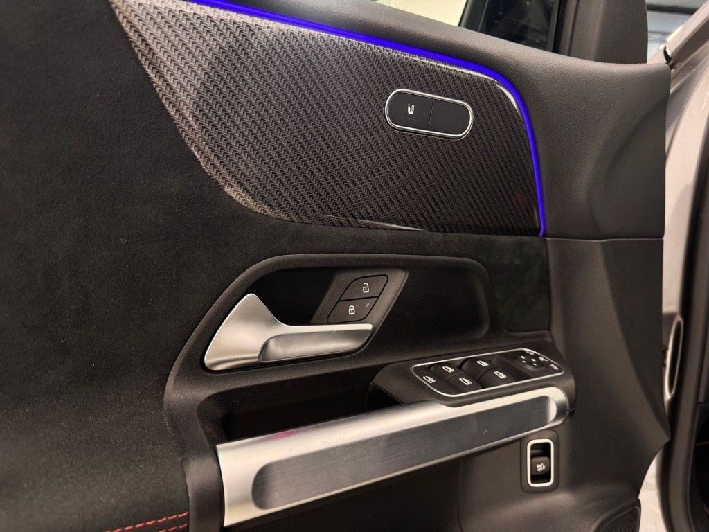 Mercedes-Benz Clase GLB 200d 4Matic 8G-DCT