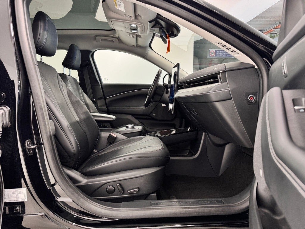 Ford Mustang Mach-E RWD Rango extendido