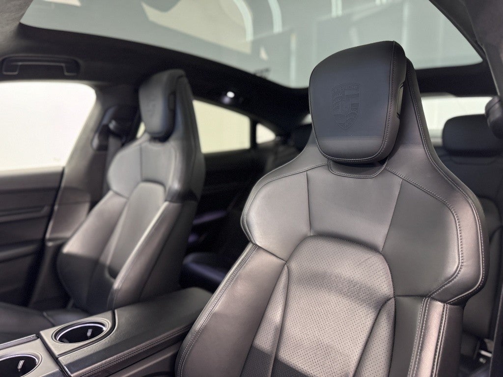 Porsche Taycan Turbo