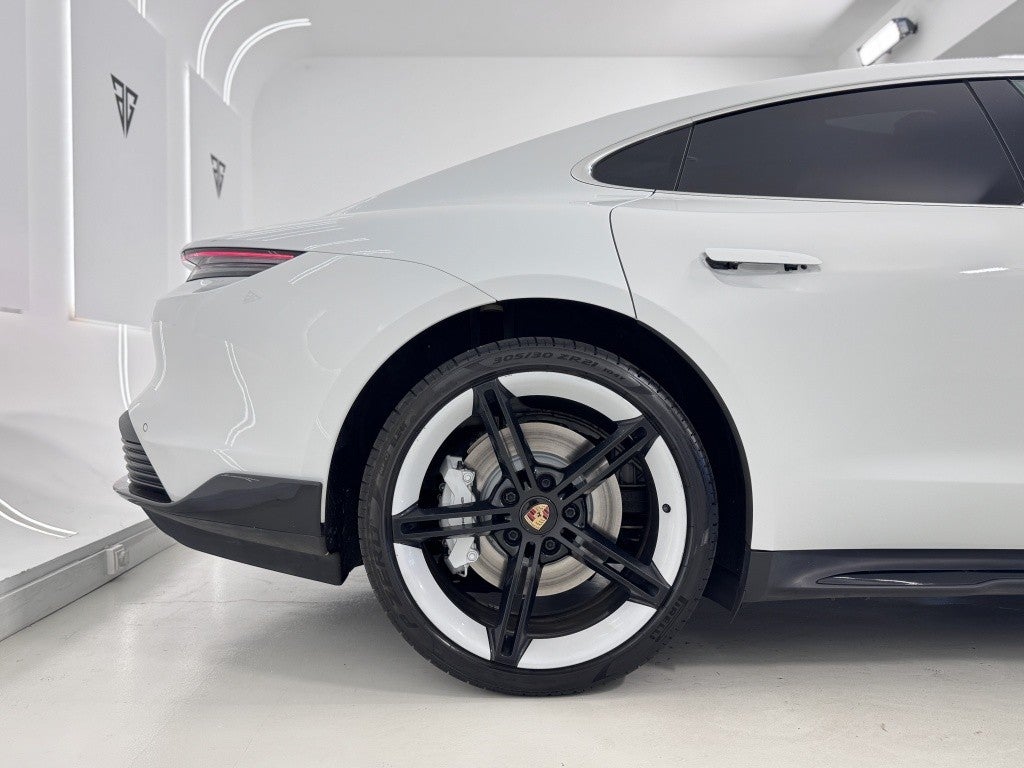 Porsche Taycan Turbo