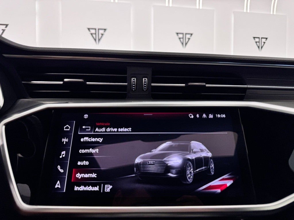 Audi A6 Avant 55 TFSIe quattro-ultra Black line S tronic