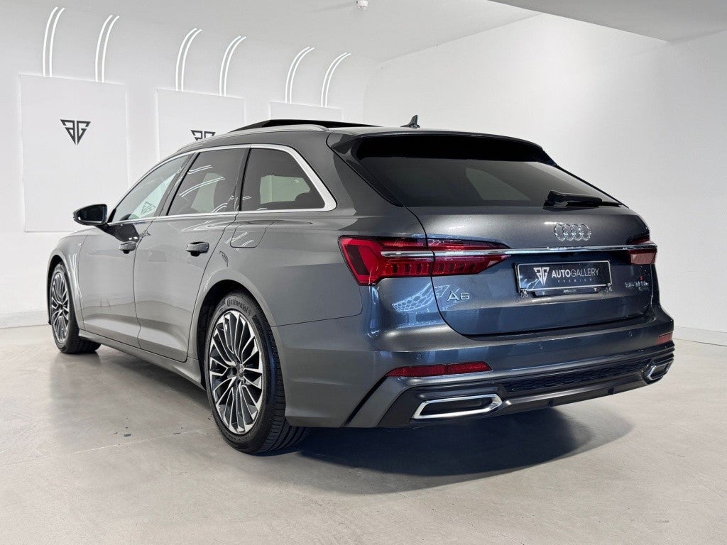 Audi A6 Avant 55 TFSIe quattro-ultra Black line S tronic