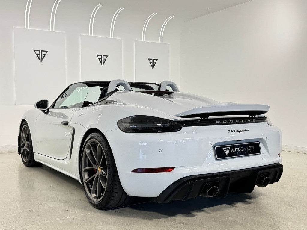 Porsche 718 Spyder