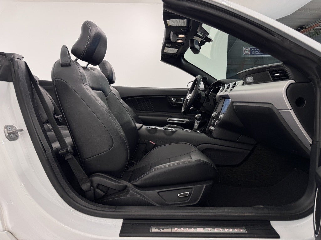 Ford Mustang Convertible 2.3 EcoBoost Aut.