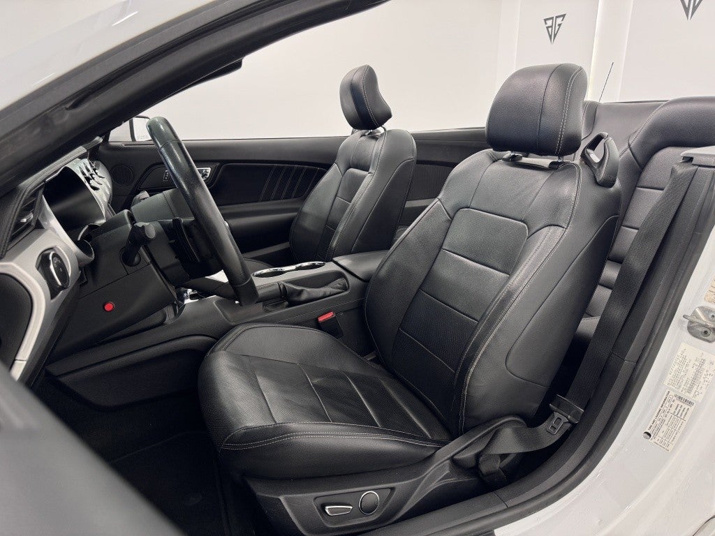 Ford Mustang Convertible 2.3 EcoBoost Aut.