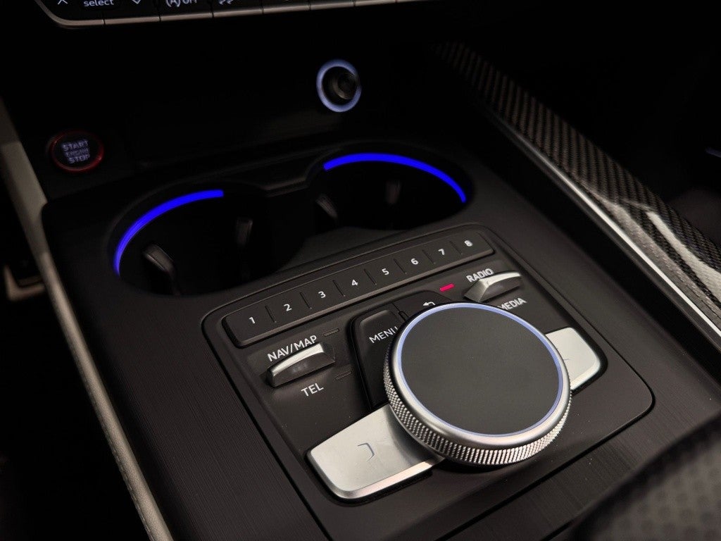 Audi A4 RS4 Avant TFSI quattro tiptronic