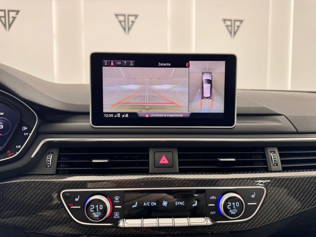 Audi A4 RS4 Avant TFSI quattro tiptronic