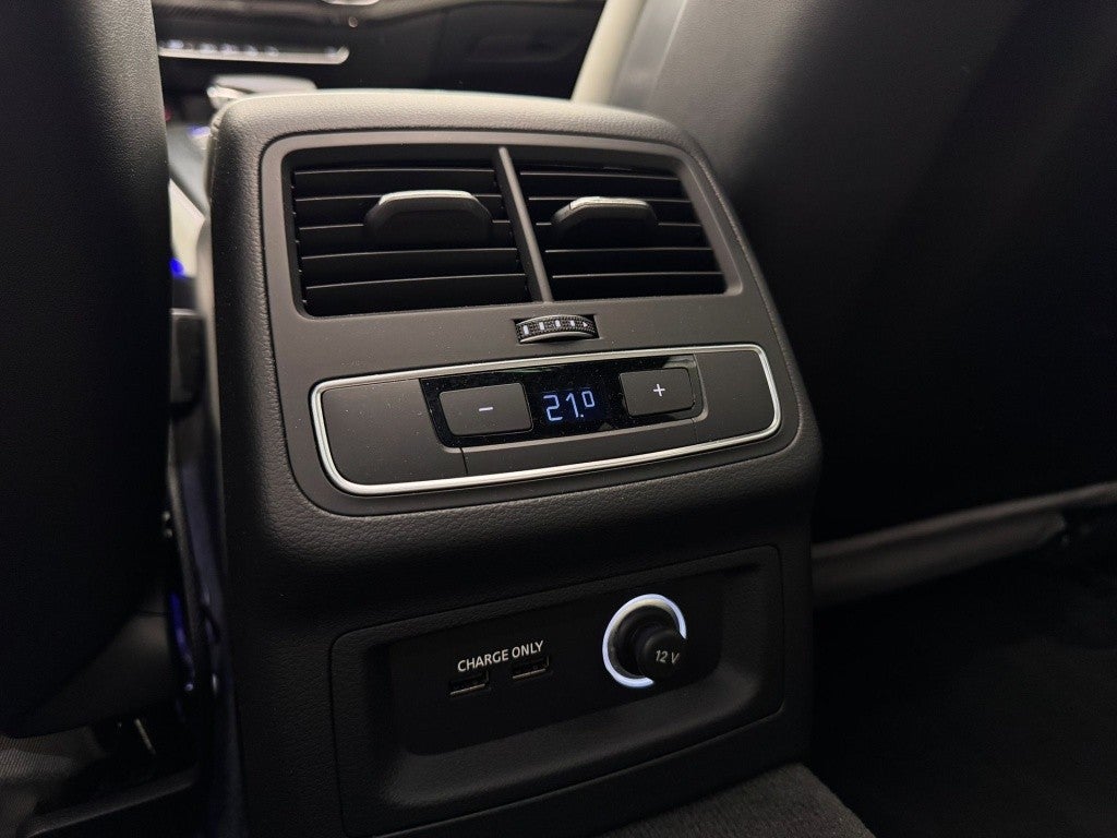 Audi A4 RS4 Avant TFSI quattro tiptronic