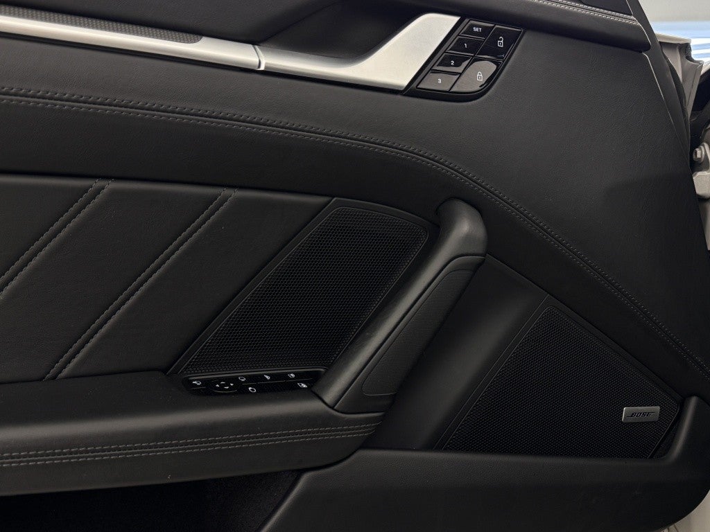 Porsche 911 Turbo S Cabriolet PDK