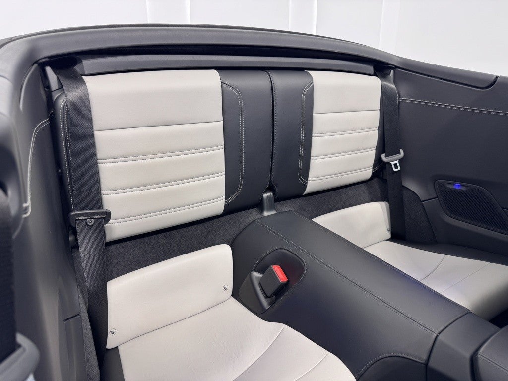 Porsche 911 Turbo S Cabriolet PDK