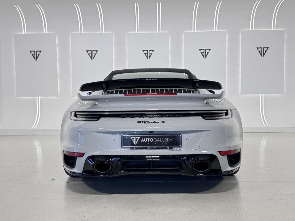 Porsche 911 Turbo S Cabriolet PDK