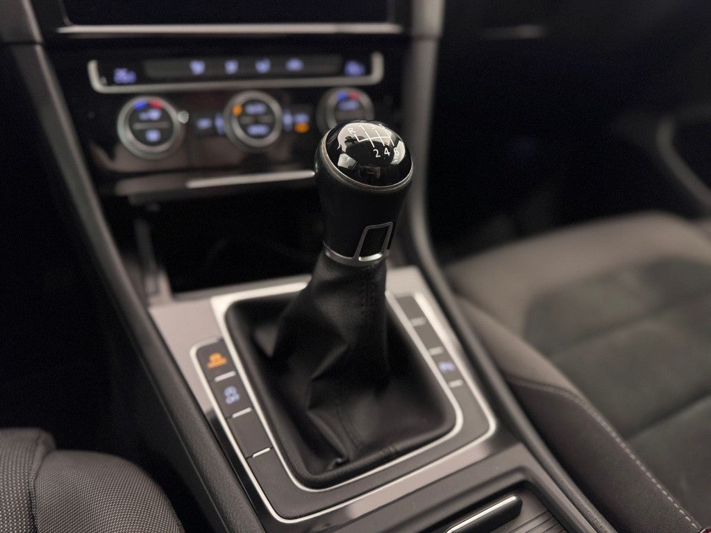 Volkswagen Golf 2.0TDI Sport 110kW