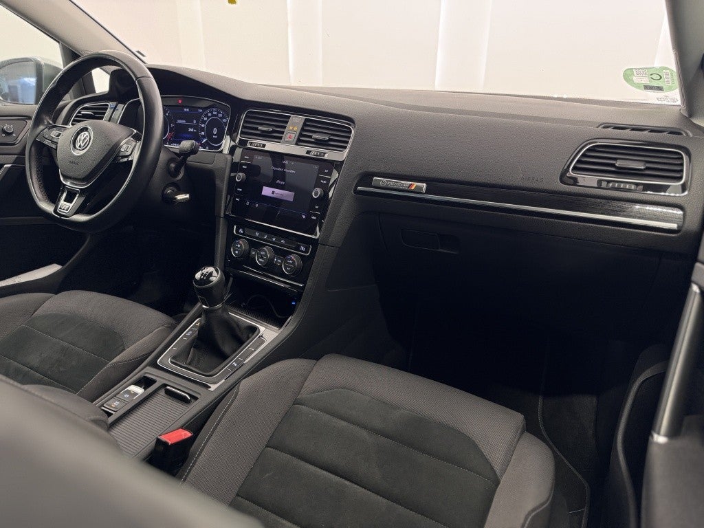 Volkswagen Golf 2.0TDI Sport 110kW