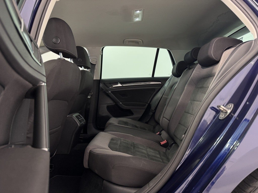 Volkswagen Golf 2.0TDI Sport 110kW