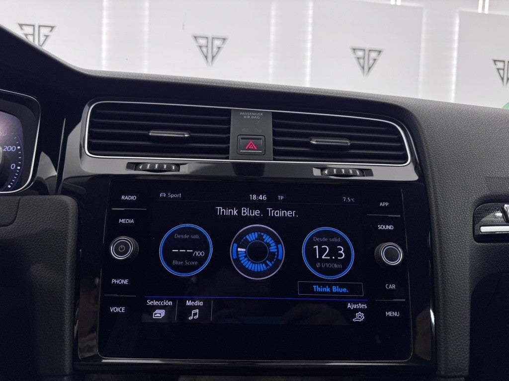 Volkswagen Golf 2.0TDI Sport 110kW