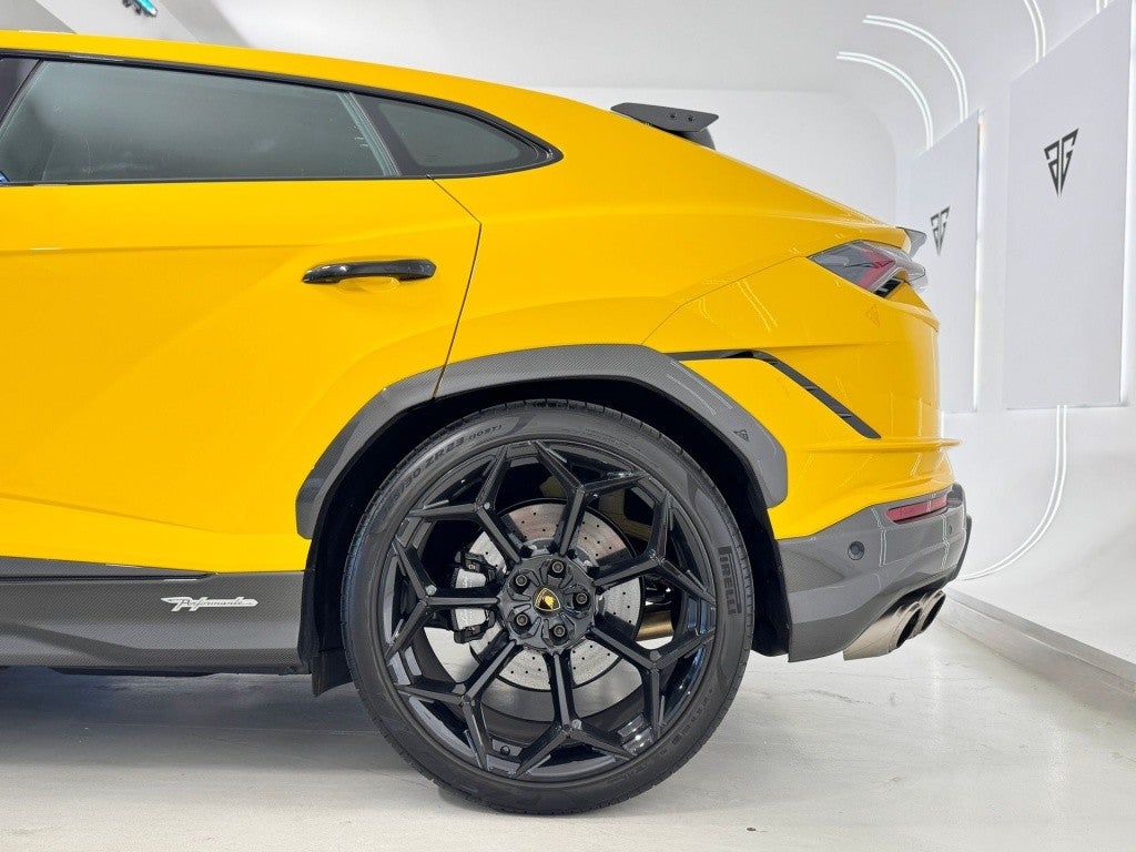 Lamborghini Urus Performante