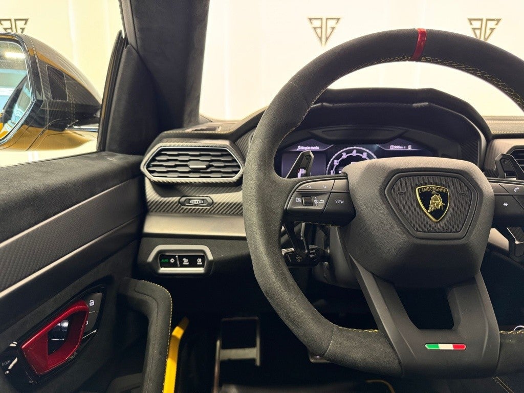Lamborghini Urus Performante