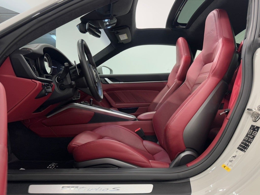 Porsche 911 Turbo S Coupé PDK