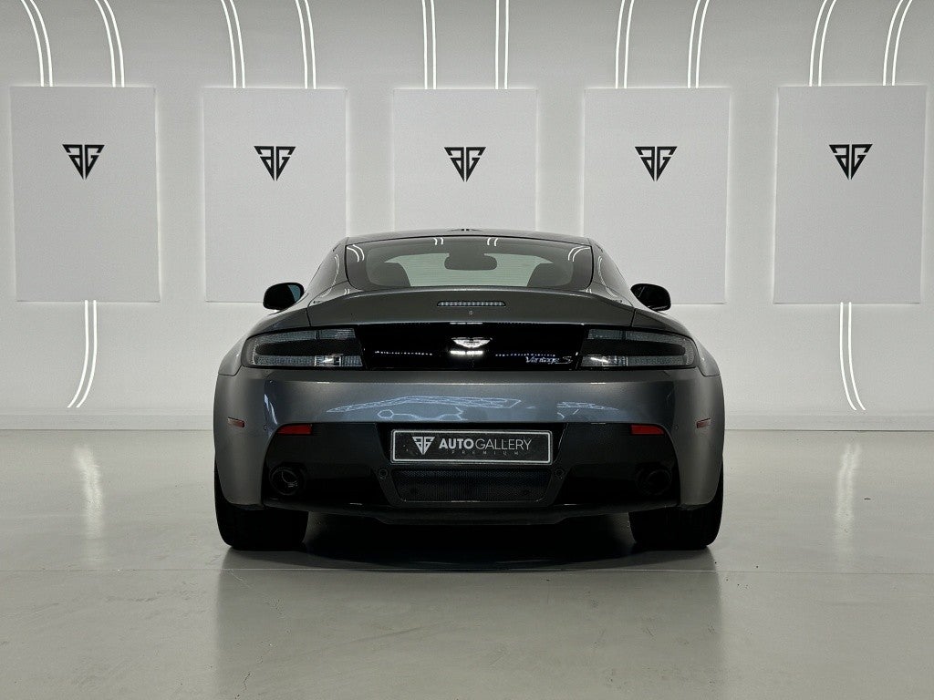 Aston Martin Vantage S