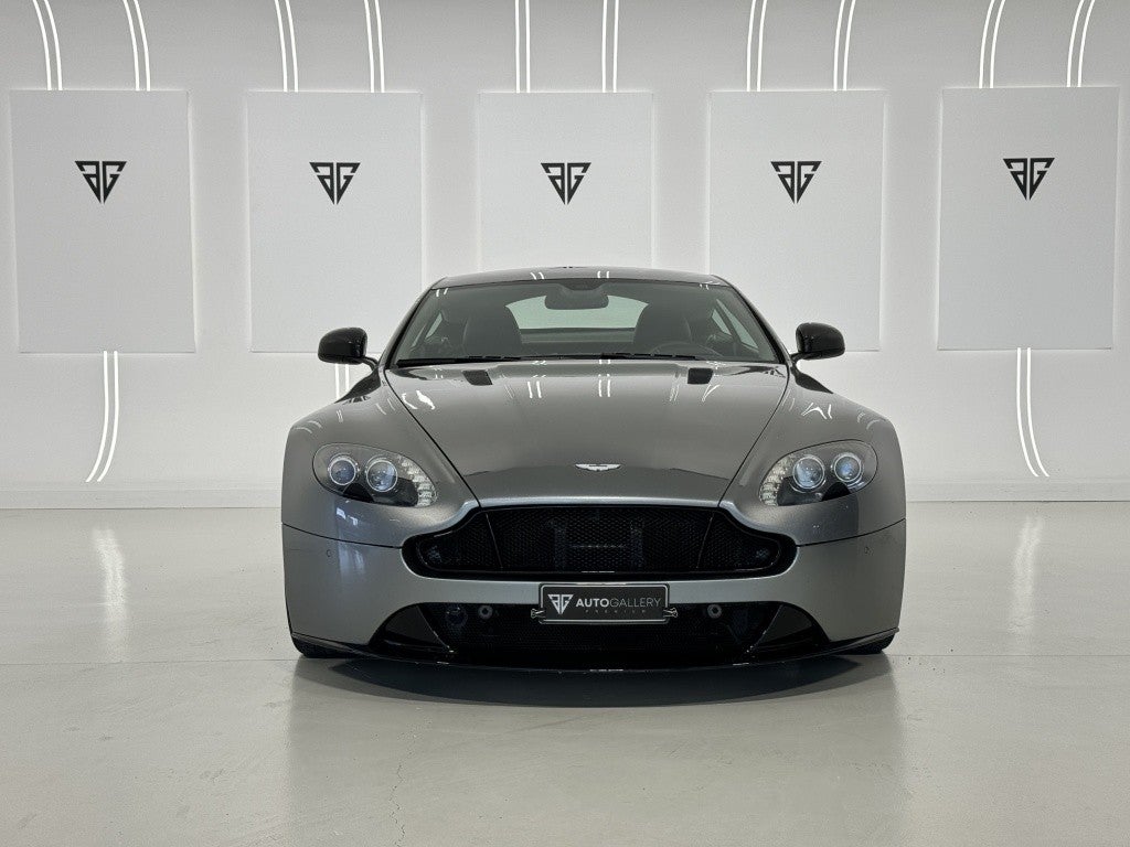 Aston Martin Vantage S