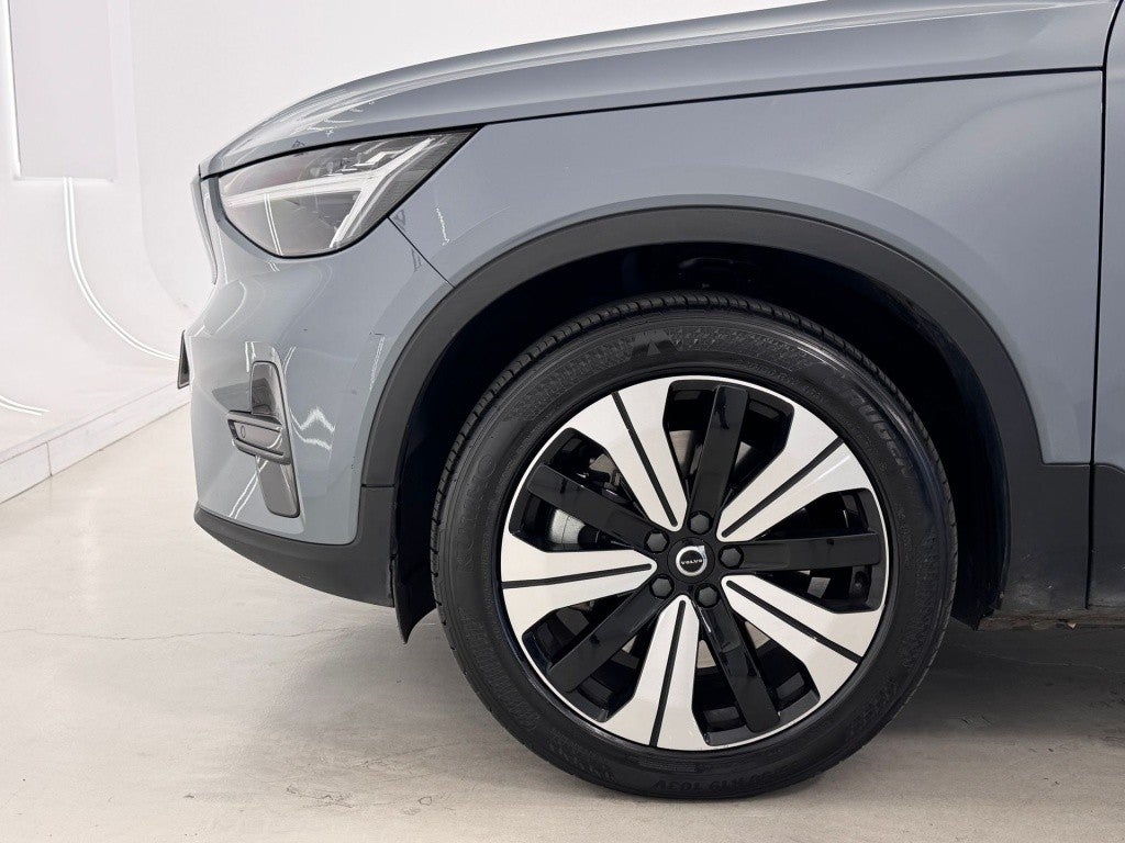 Volvo XC40 P8 Recharge Core Eléctrico Puro