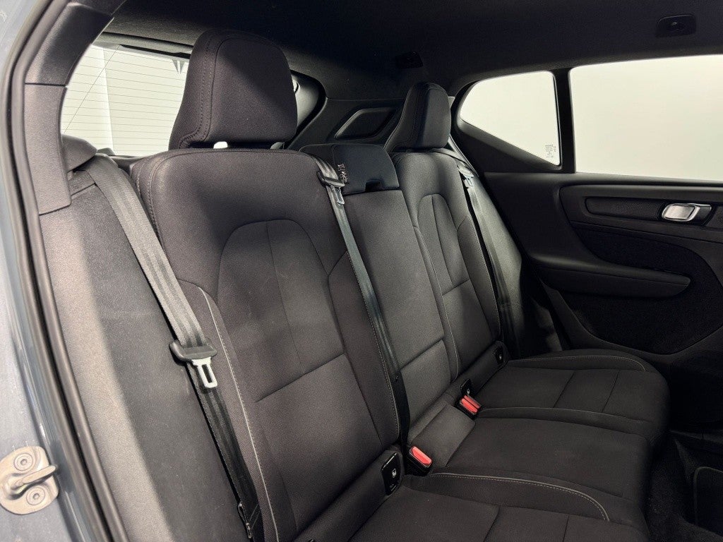 Volvo XC40 P8 Recharge Core Eléctrico Puro