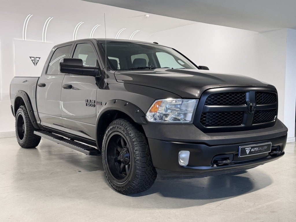 Dodge Ram 1500 5.7L V8 Laramie AWD