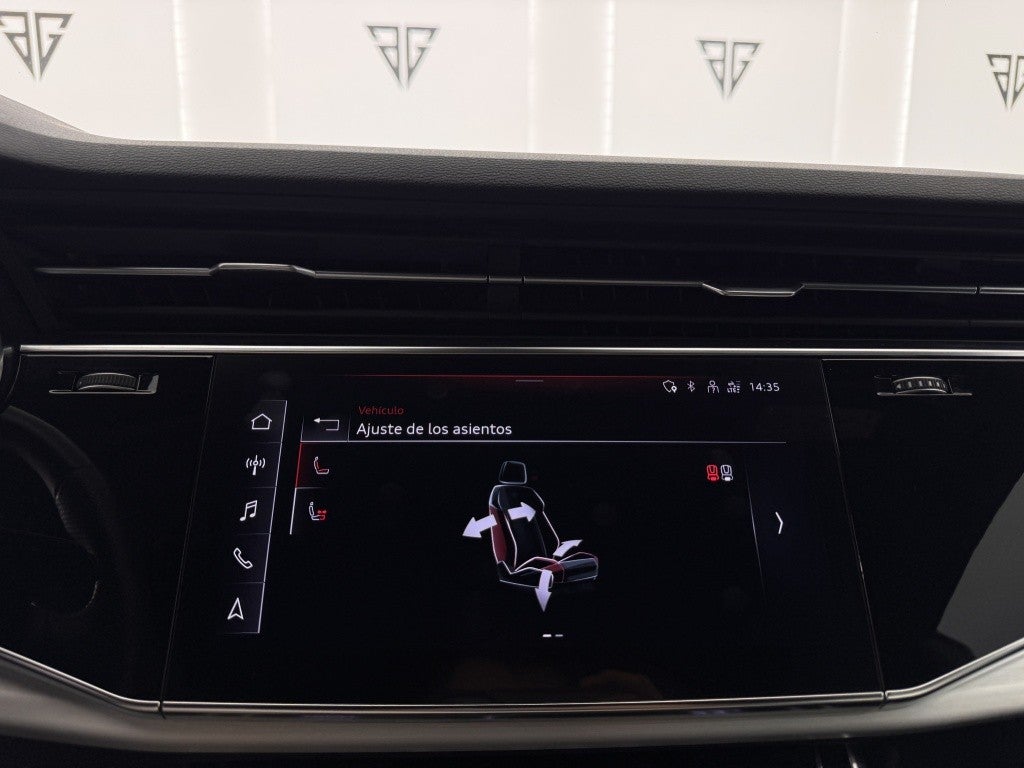 Audi Q8 55 TFSIe S line quattro