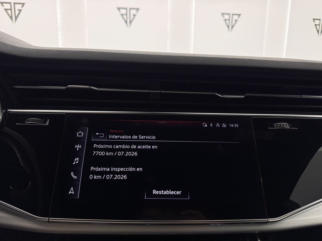 Audi Q8 55 TFSIe S line quattro