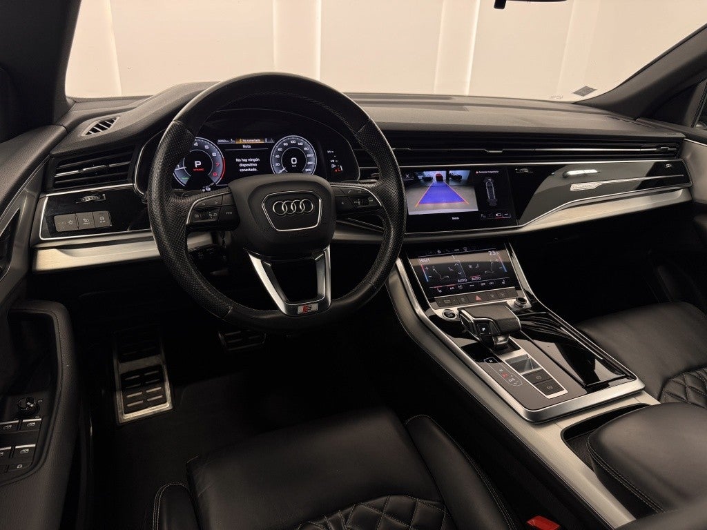 Audi Q8 55 TFSIe S line quattro