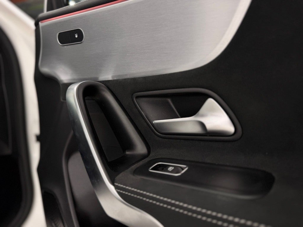 Mercedes-Benz Clase A 250e 8G-DCT