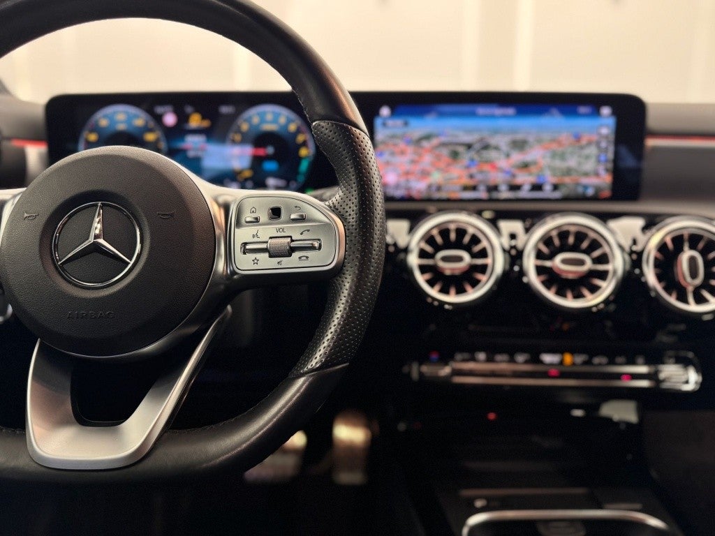 Mercedes-Benz Clase A 250e 8G-DCT