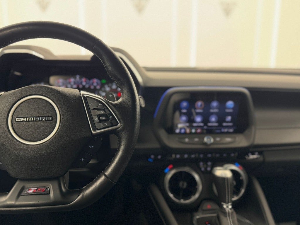 Chevrolet Camaro Coupé 6.2 V8 2SS