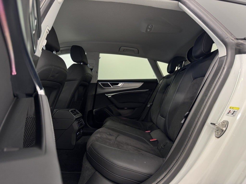 Audi A7 Sportback 55 TFSIe quattro-ultra S tronic 270kW