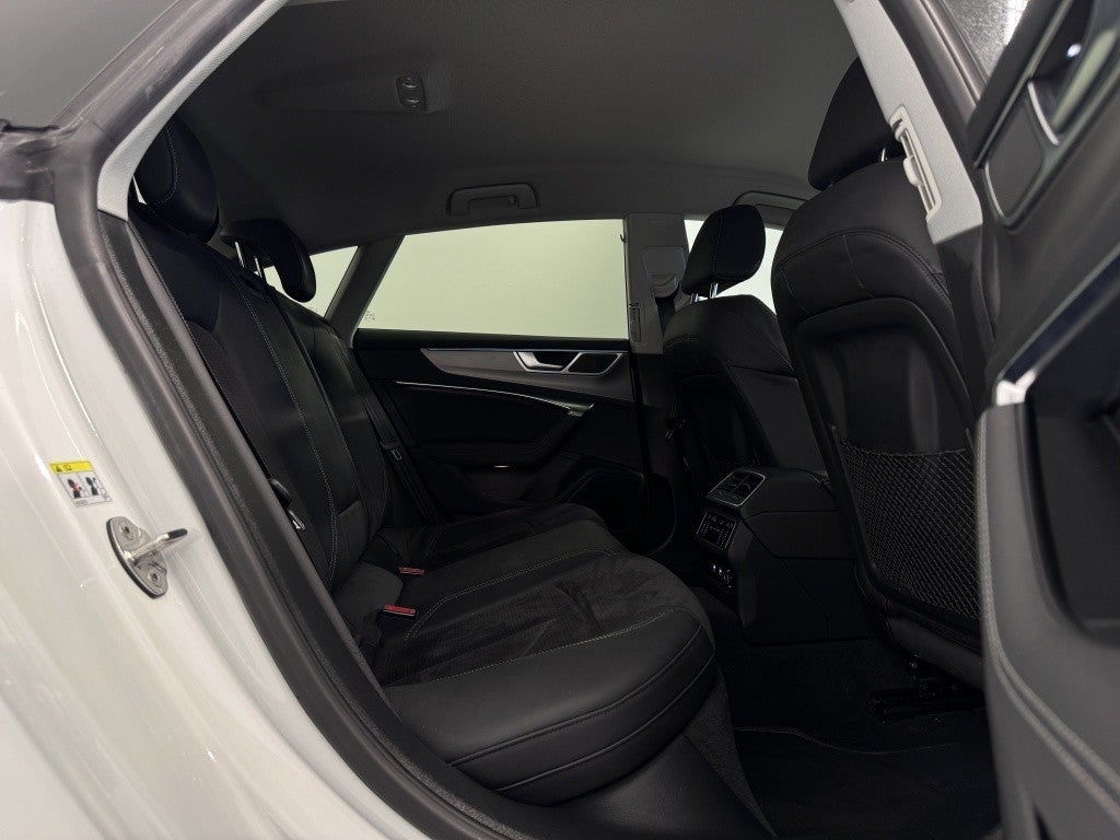 Audi A7 Sportback 55 TFSIe quattro-ultra S tronic 270kW