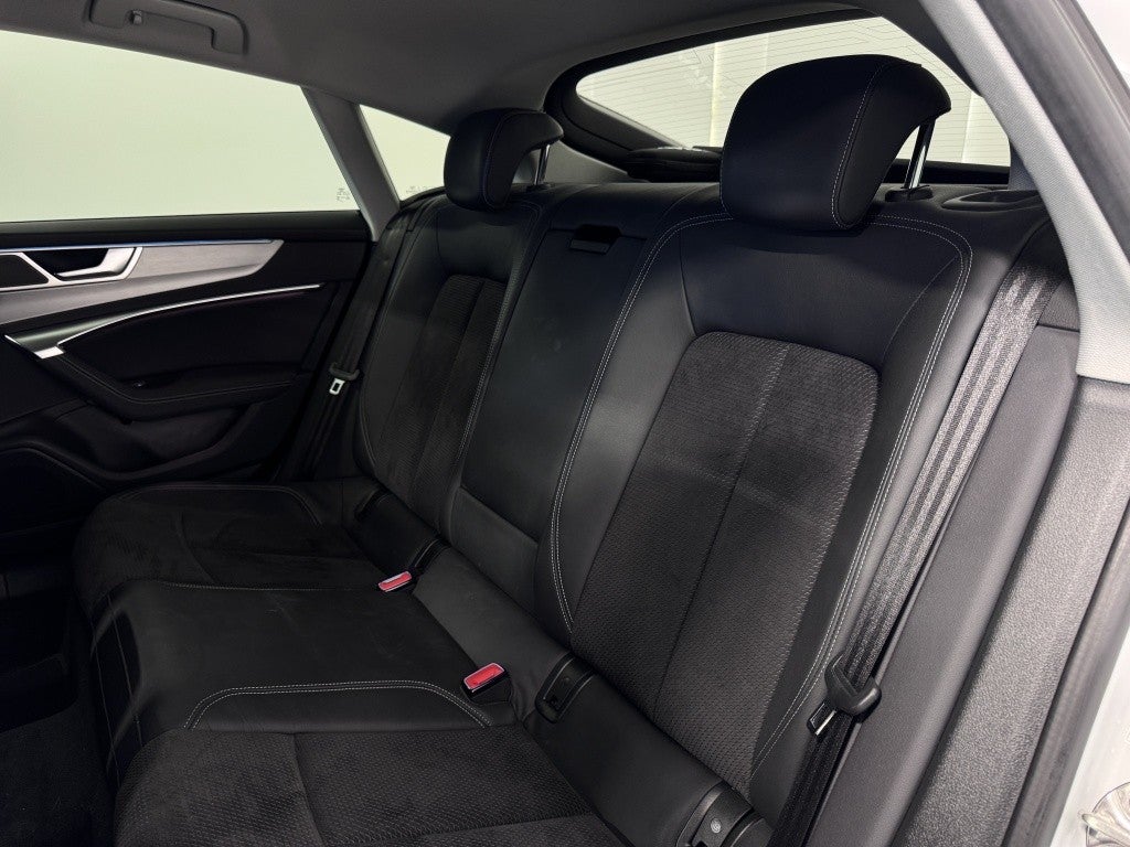 Audi A7 Sportback 55 TFSIe quattro-ultra S tronic 270kW