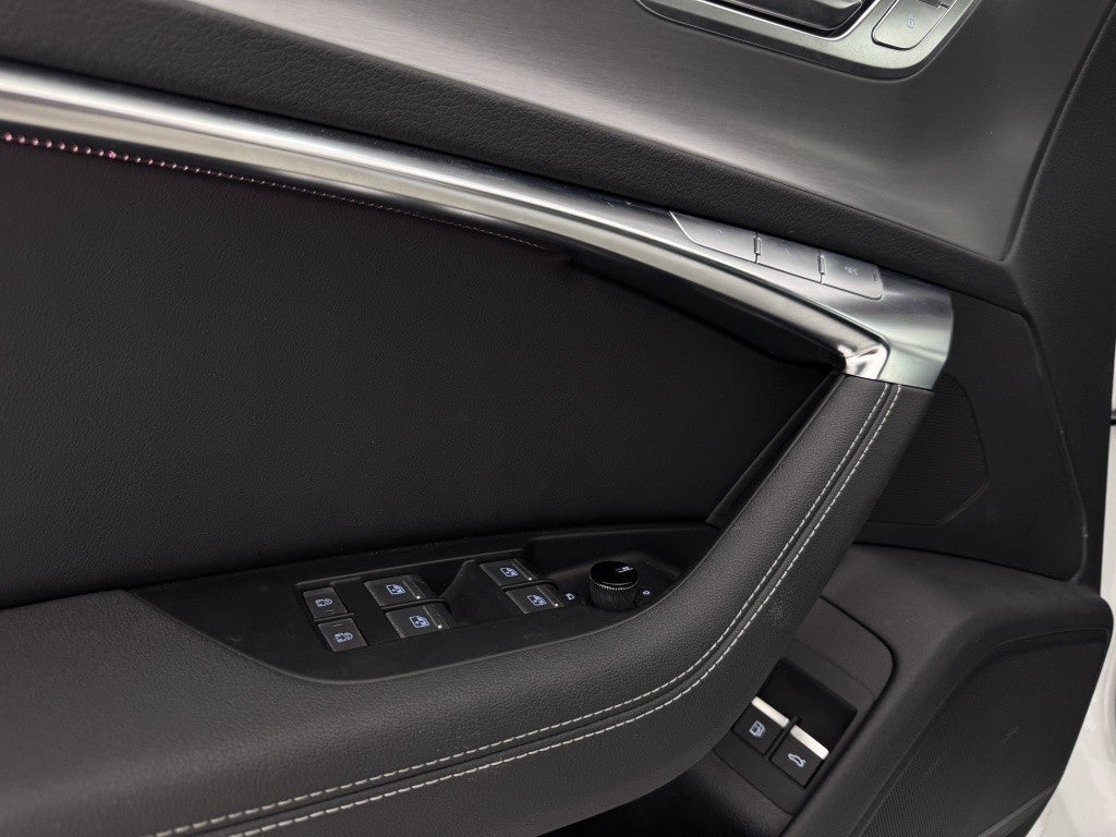 Audi A7 Sportback 55 TFSIe quattro-ultra S tronic 270kW