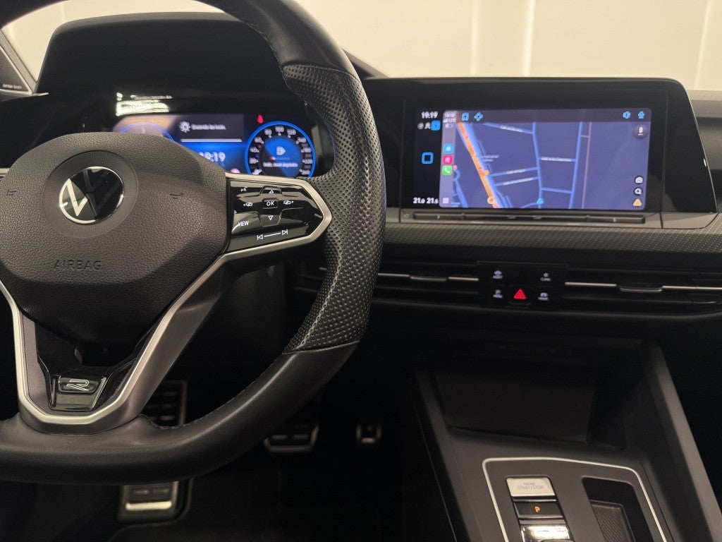 Volkswagen Golf 2.0TDI R-Line DSG7 110kW