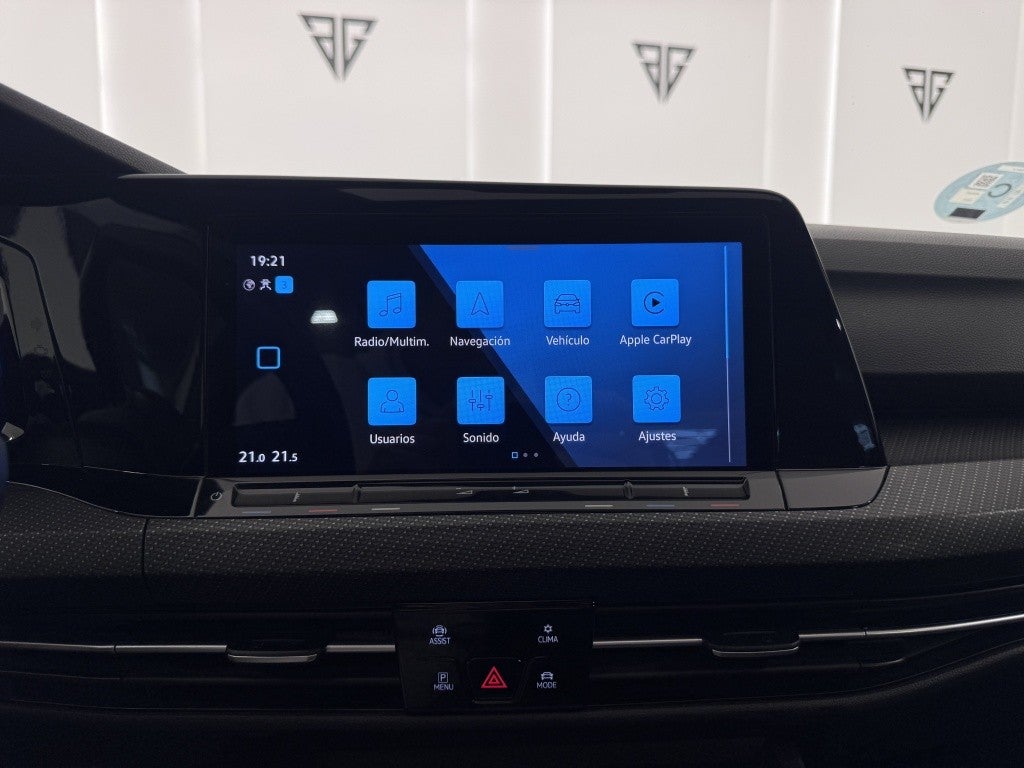 Volkswagen Golf 2.0TDI R-Line DSG7 110kW