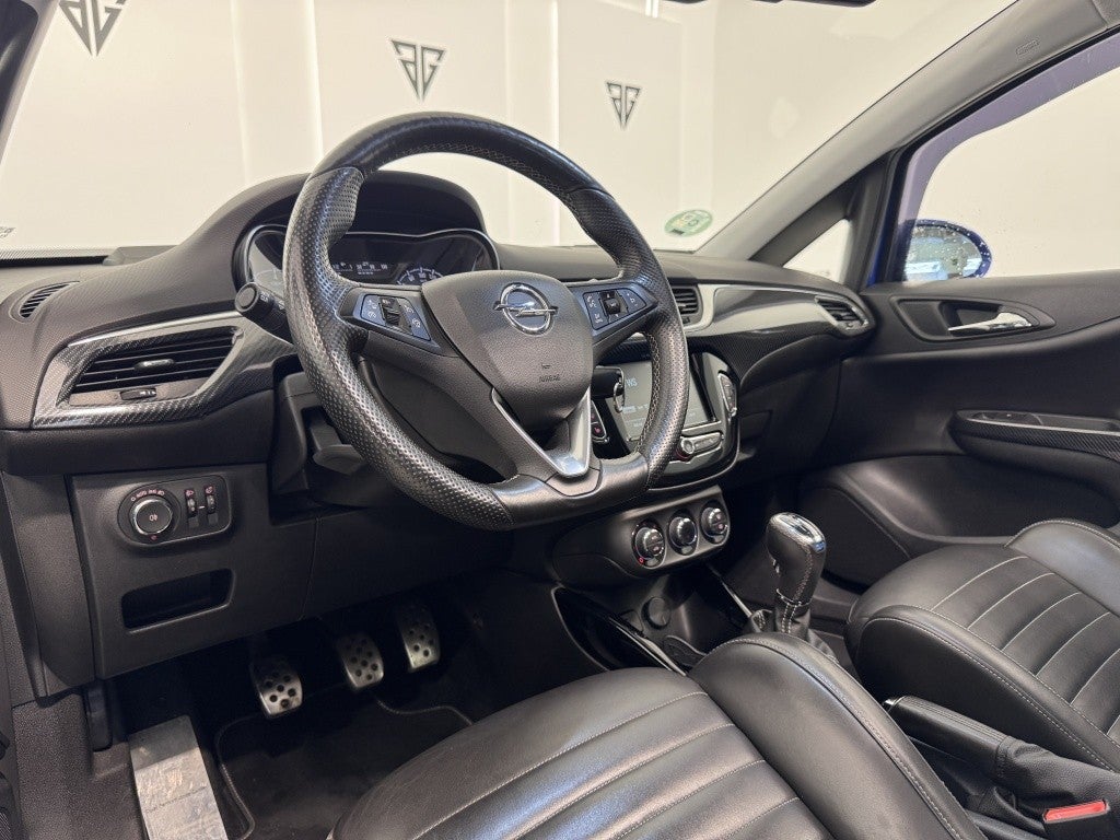 Opel Corsa 1.6 Turbo OPC 210